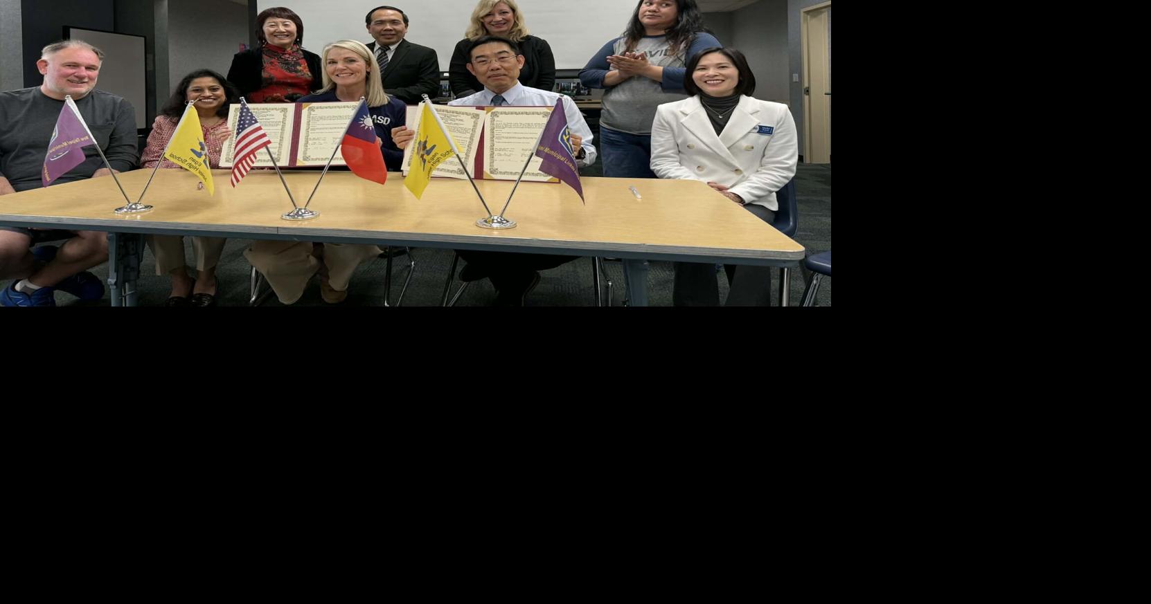 Egan students bond with sister school from Taiwan