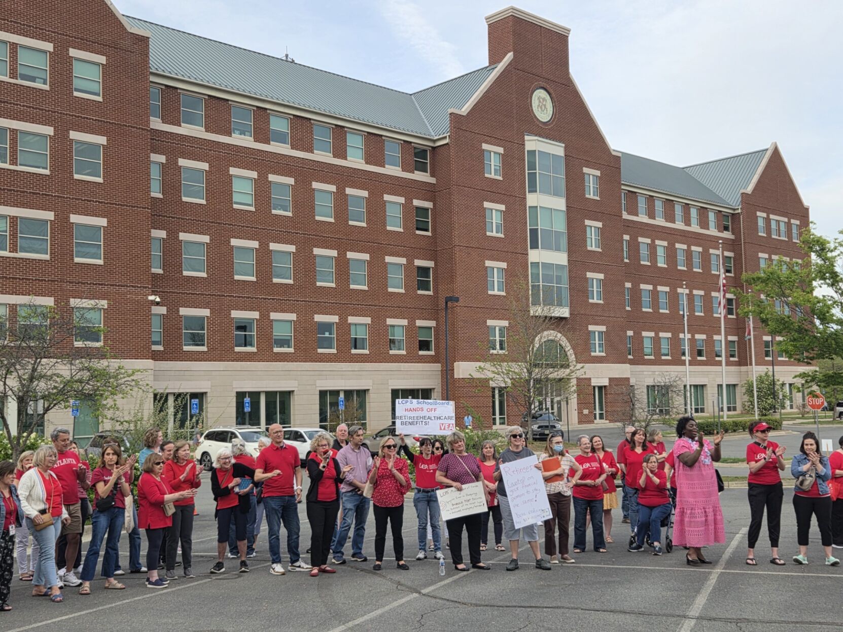 School Board approves $188 million LCPS employees' contract | Education ...