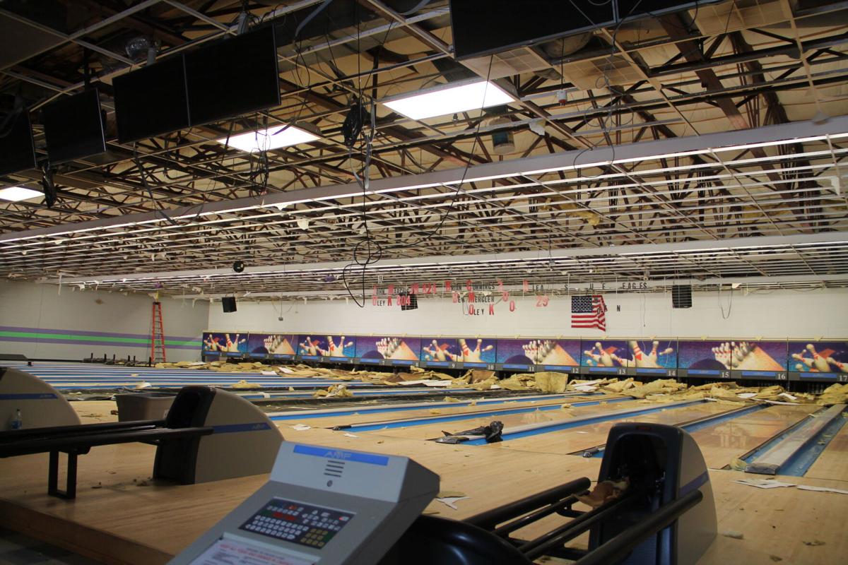 Leesburg S Village Lanes Bowling Under New Ownership Renovations New Restaurant In The Works Entertainment Loudountimes Com