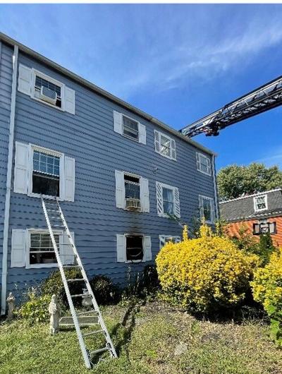 Leesburg duplex fire displaces three | Public Safety | loudountimes.com
