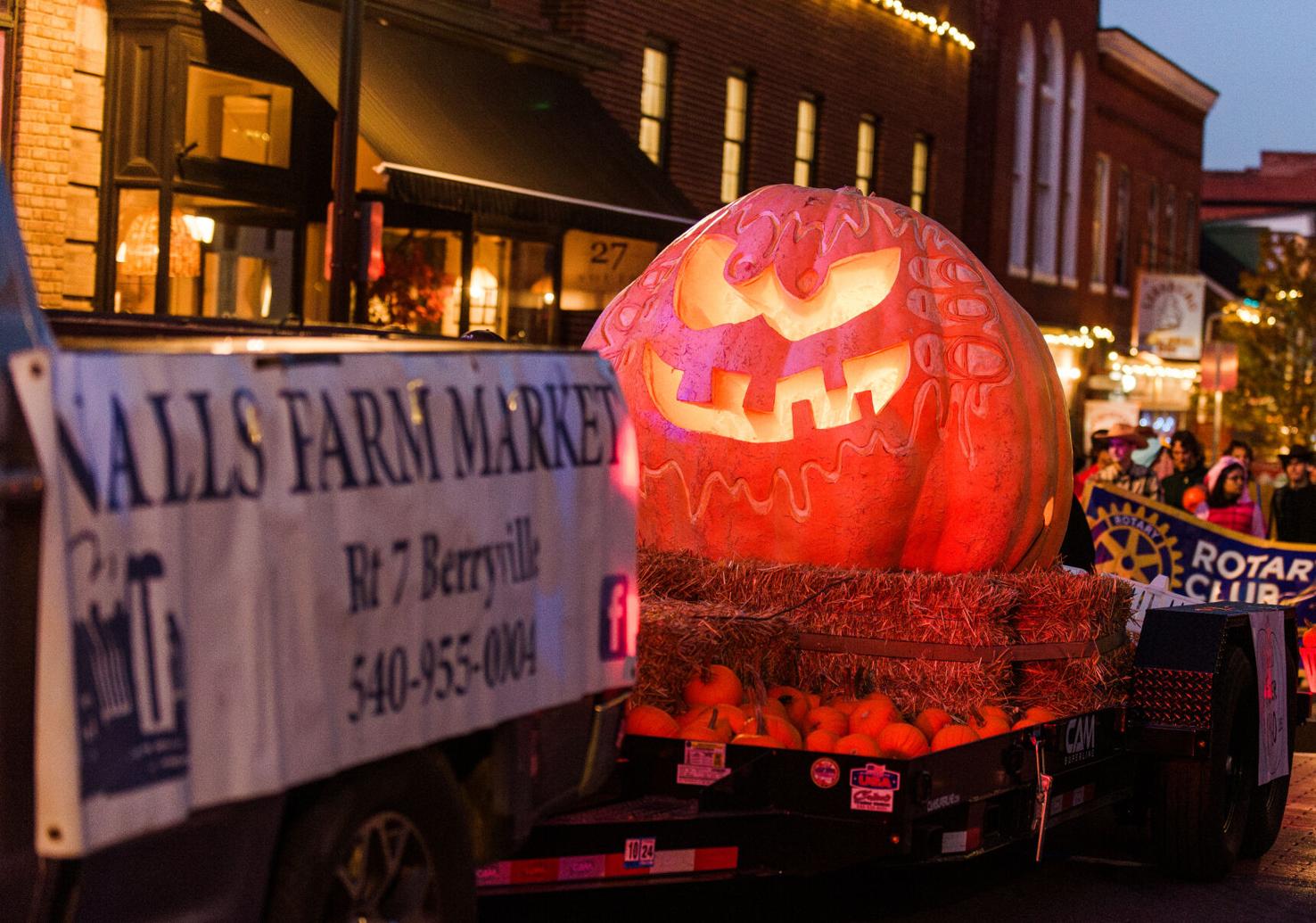 PHOTOS 67th Kiwanis Leesburg Halloween Parade News