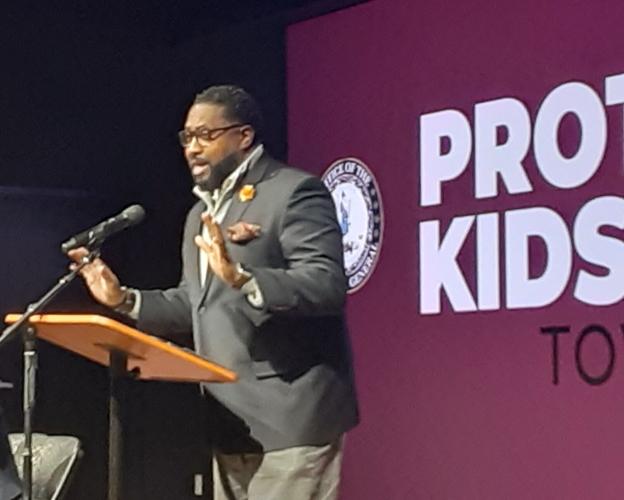 At Leesburg event, officials and activists say social media, porn pose