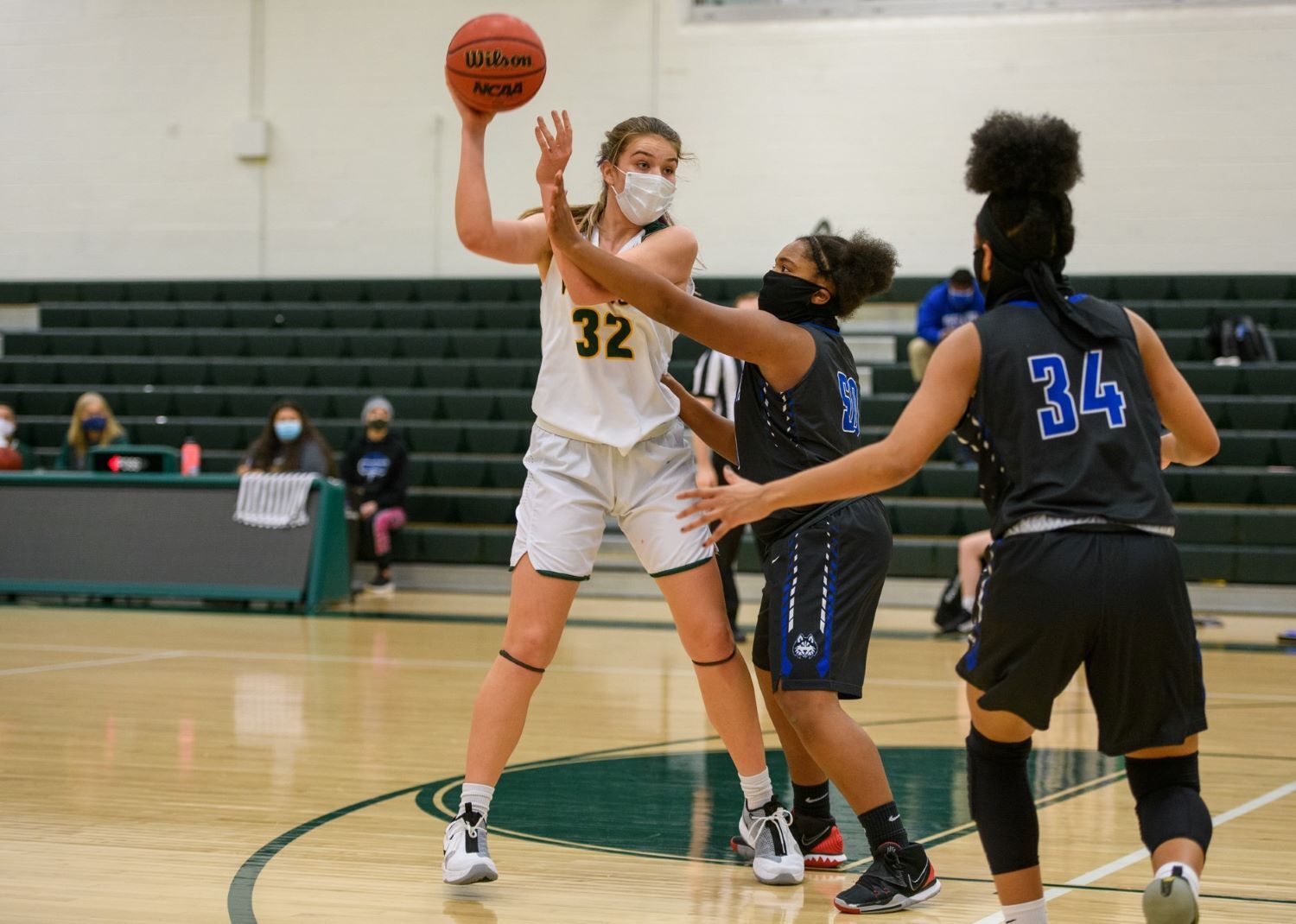 Loudoun Valley Defeats Tuscarora To Repeat As Region 4C Basketball ...