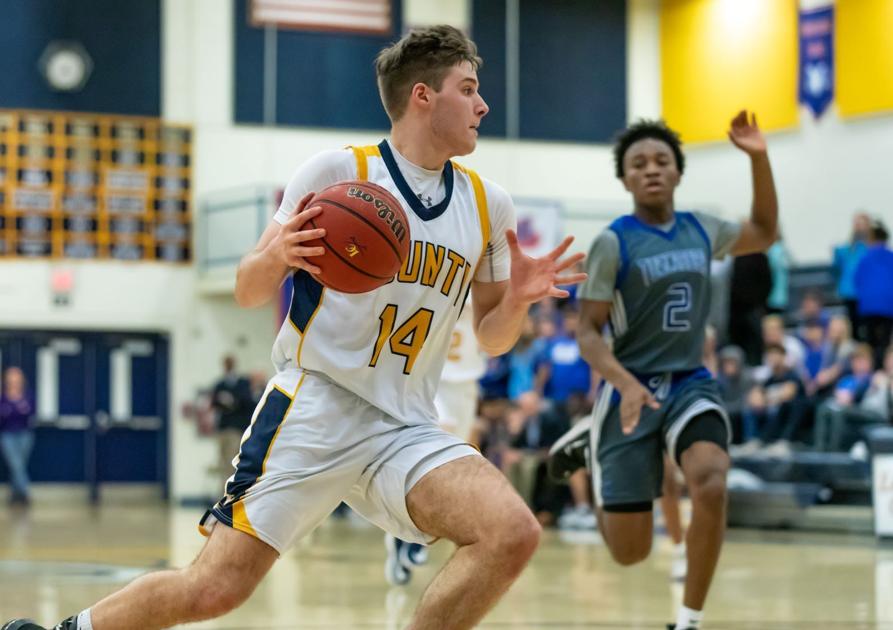 Following Memorable Senior Season Siegel Commits To Play