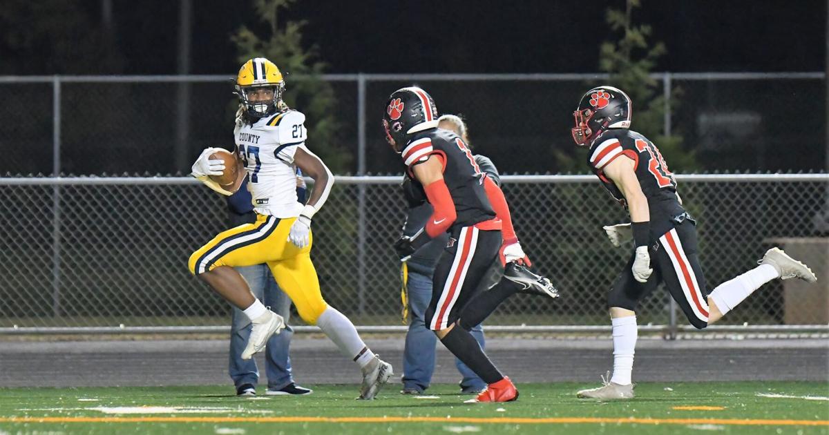 Top seeds Loudoun County, Stone Bridge among eight Loudoun football teams to secure playoff bids | Sports | loudountimes.com top-seeds-loudoun-county-stone-bridge-among-eight-loudoun-football-teams-to-secure-playoff-bids-sports-loudountimes-com