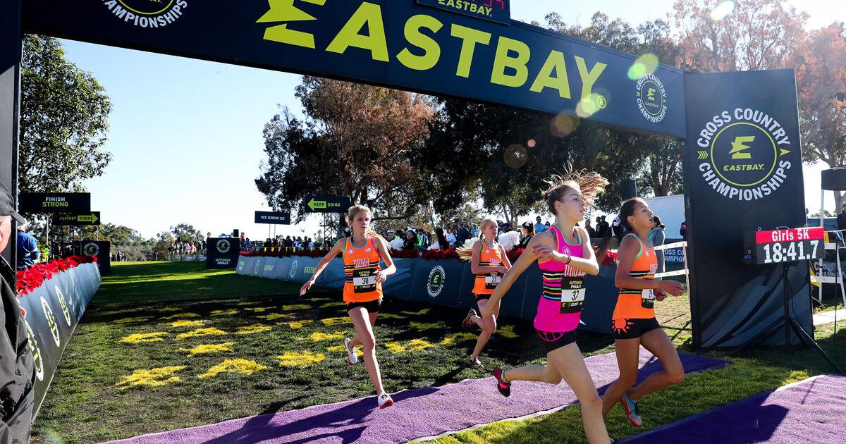 Loudoun Valley's Gordon competes in Eastbay CrossCountry Championships Loudoun Valley's Gordon competes in Eastbay CrossCountry Championships