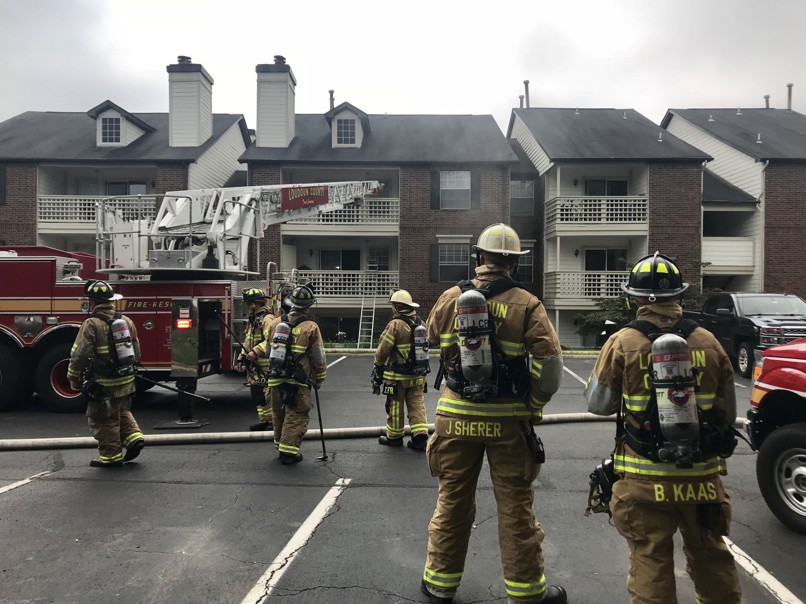 Emergency Crews Respond To Fire At Leesburg Apartment Complex | News ...