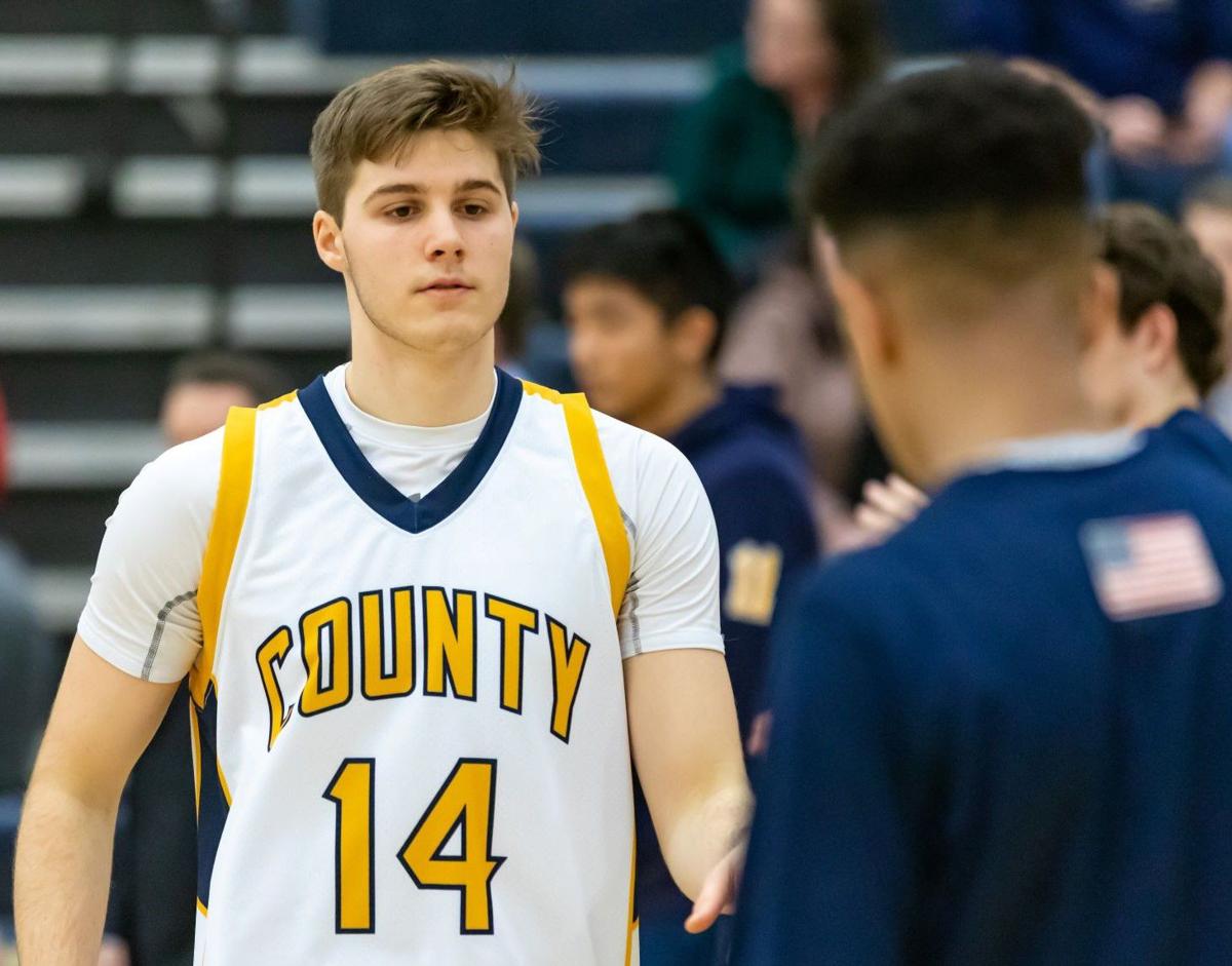 Following Memorable Senior Season Siegel Commits To Play