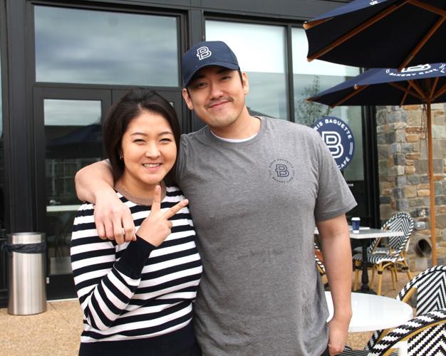 Brambleton Quarter celebrates opening of Paris Baguette 1local