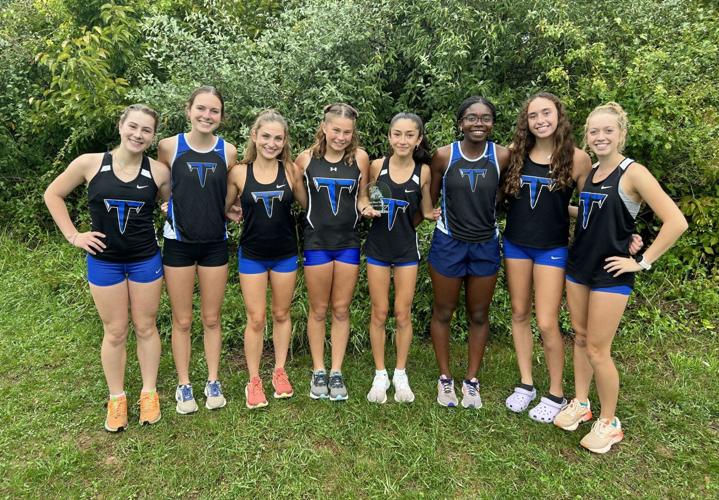Loudoun runners race to strong finishes at Oatlands Invitational