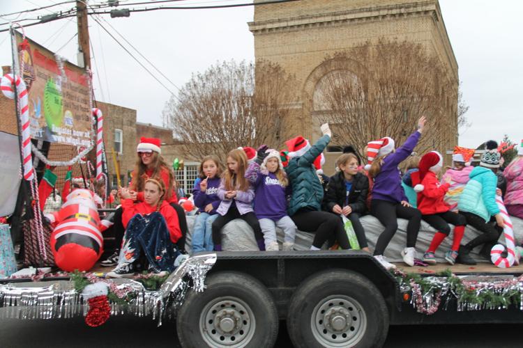 PHOTOS Christmastime comes to Purcellville News