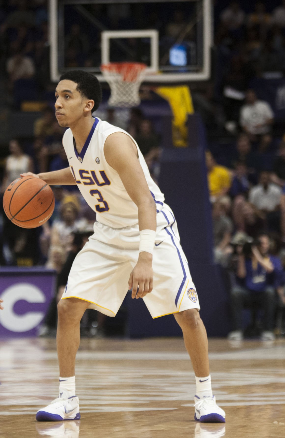 LSU basketball shows off new team in open practice | The Daily Reveille