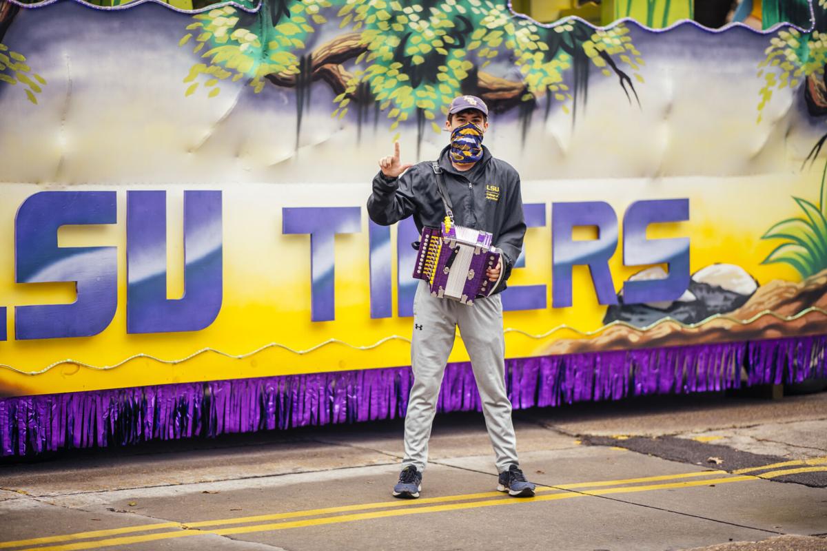 Joe's Mardi Gras Float  Lsu tigers, Geaux tigers, Lsu