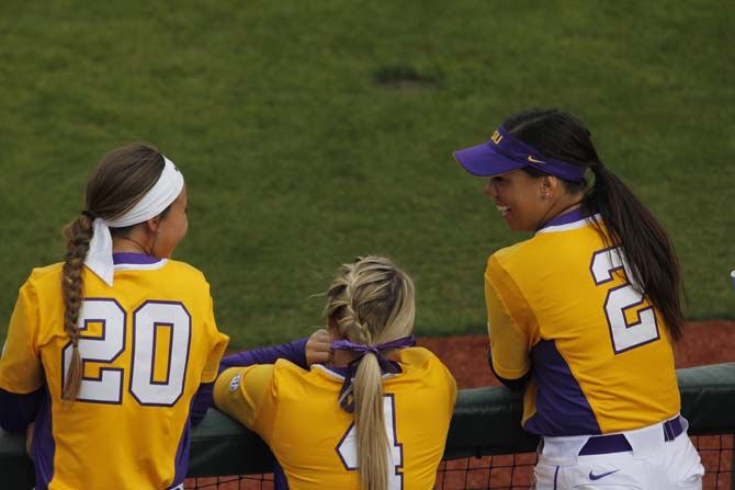 NCAA plans to stop props in softball dugouts