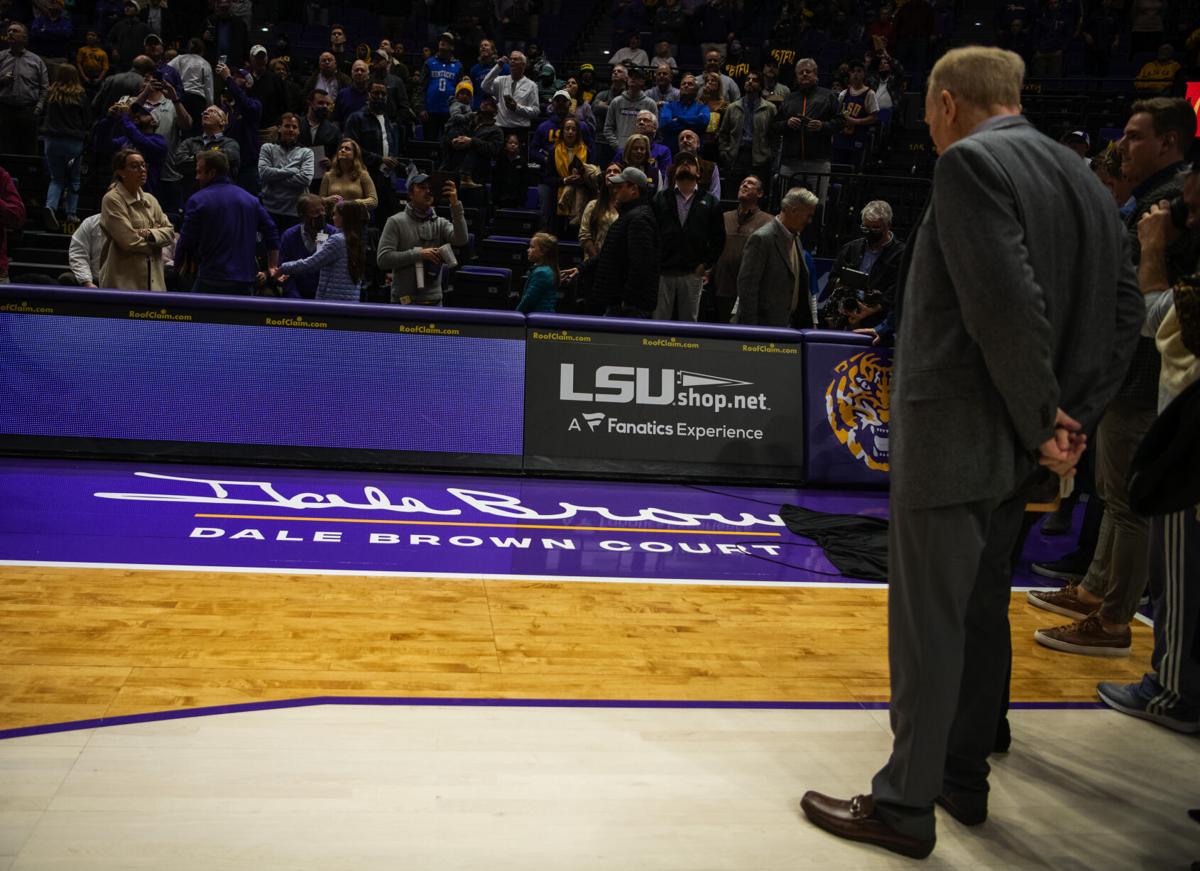 LSU board voting on proposal changing basketball court name