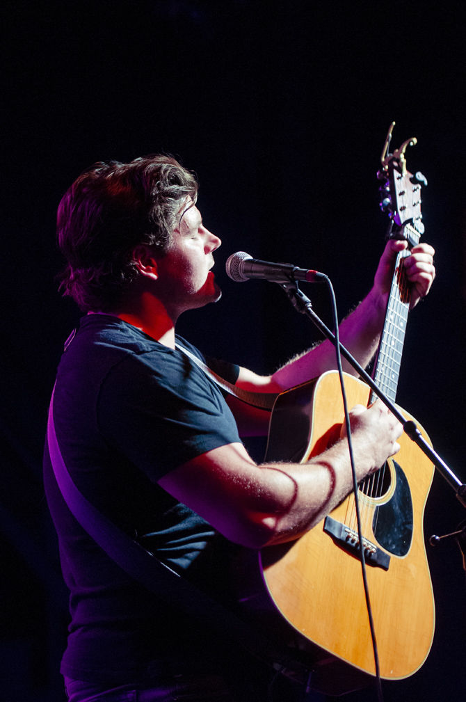 PHOTOS: Easton Corbin at Texas Club Baton Rouge | Daily | lsureveille.com