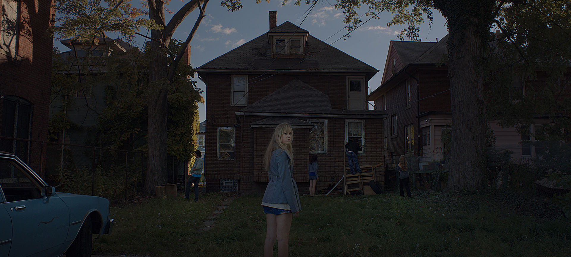 it follows 2 slowly trailer