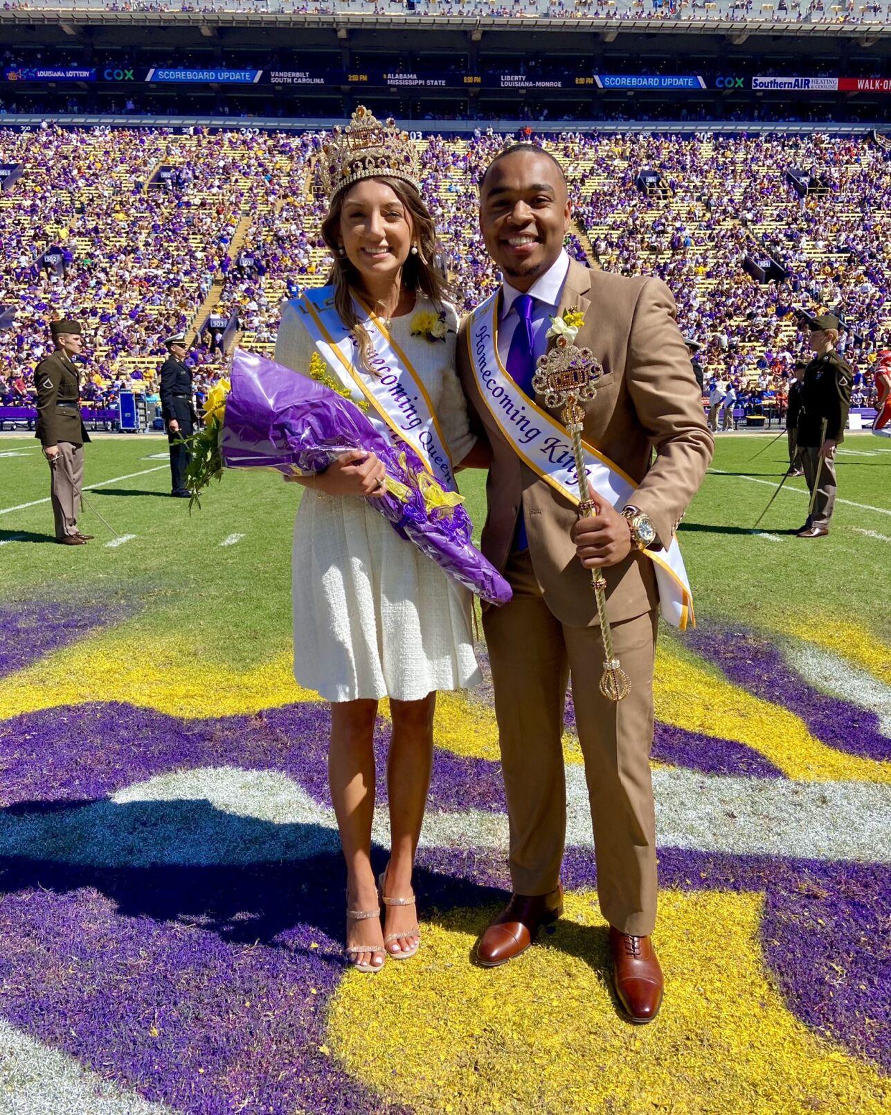 LSU announces King and Queen at halftime of Florida game