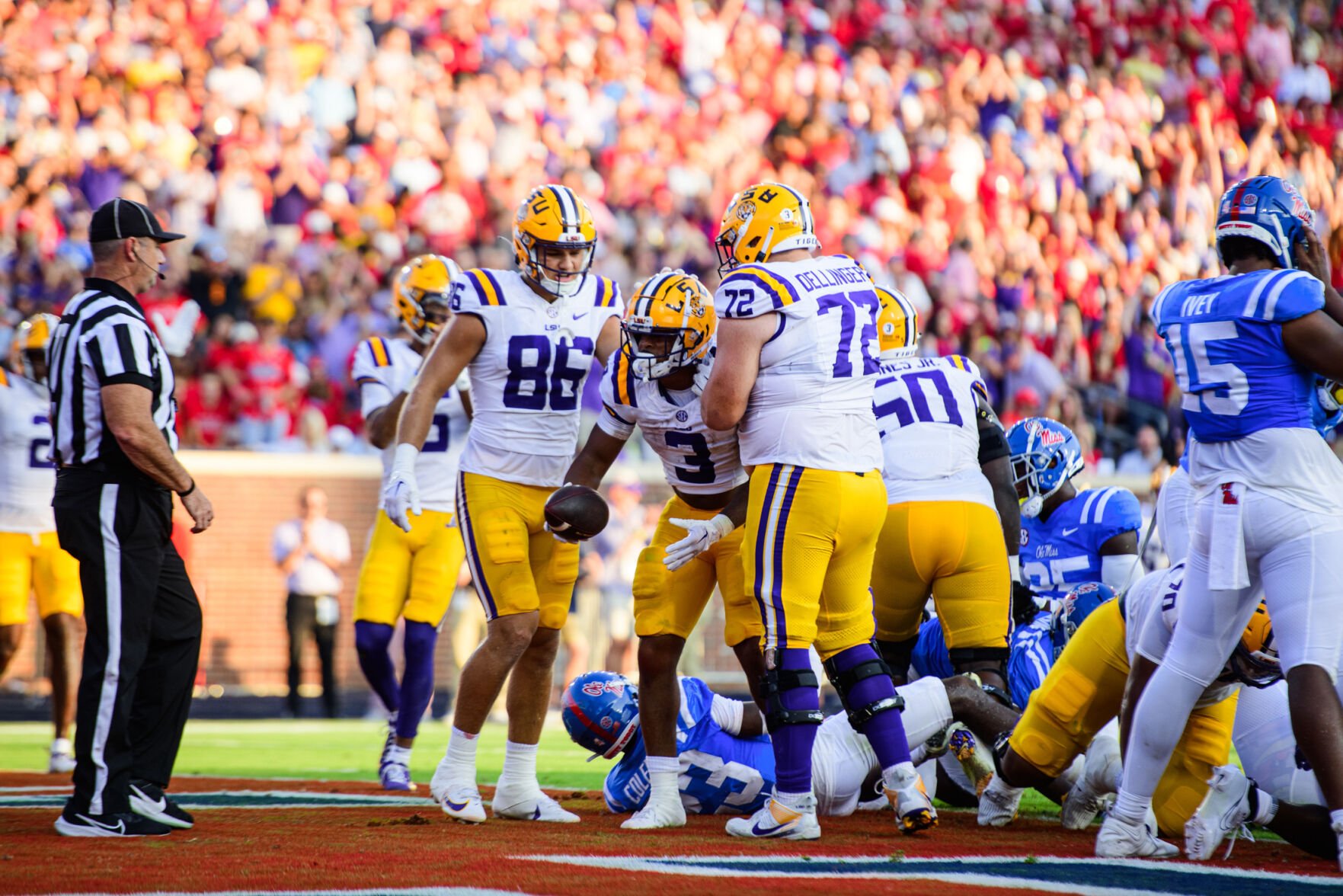 Lsu auburn store