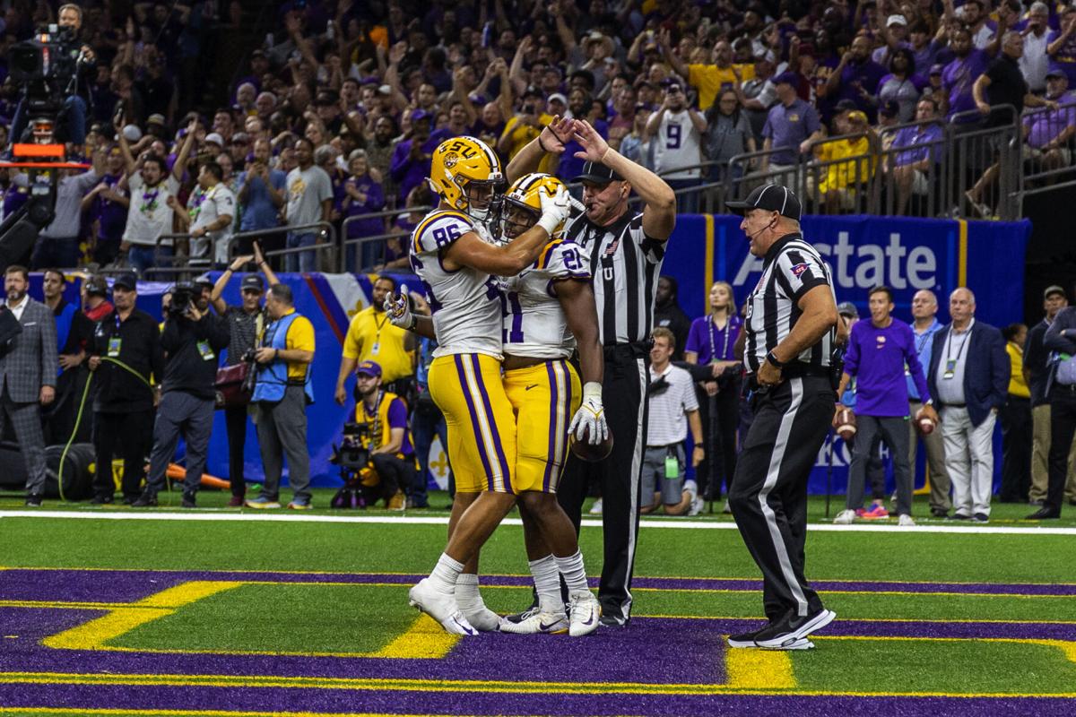After devastating Sunday night loss, LSU Tigers bounce back to win