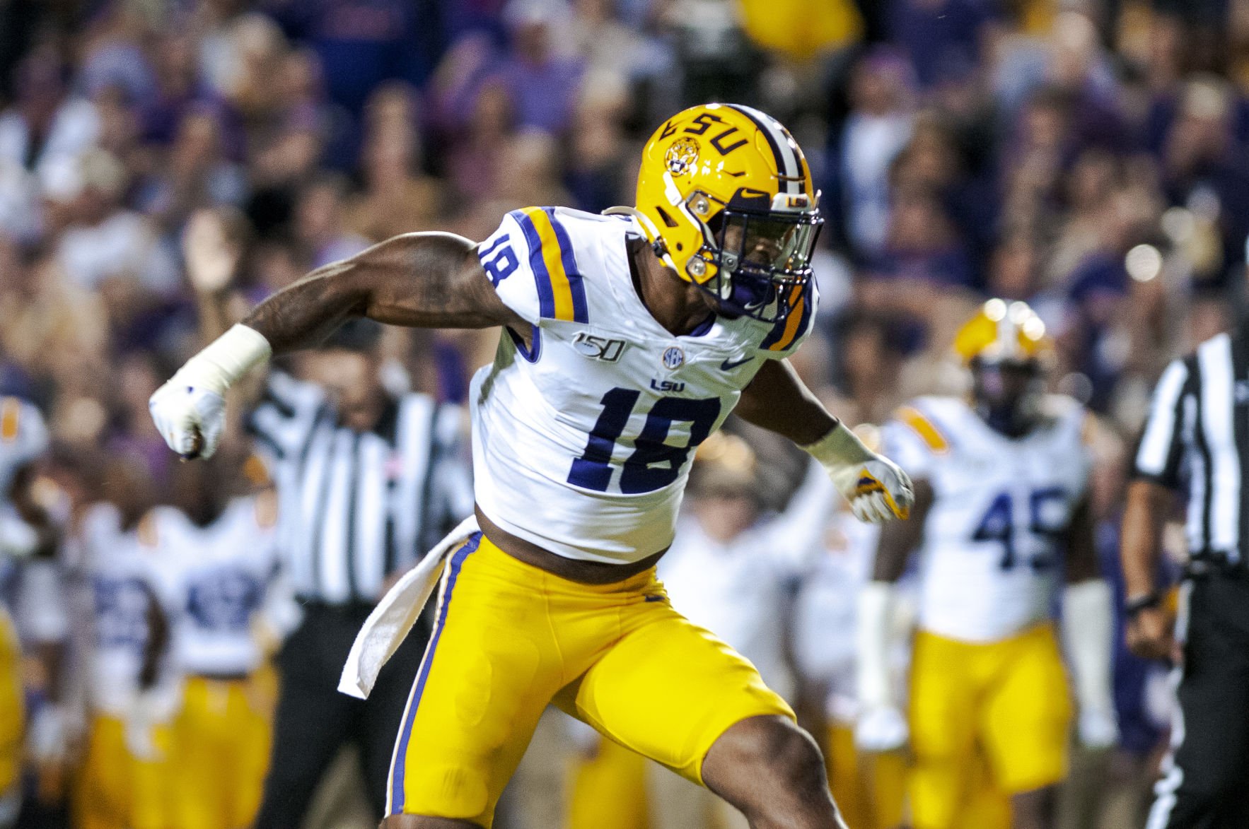 K'Lavon Chaisson Comes Up Big In Second Half Of LSU's 42-28 Win Over No ...