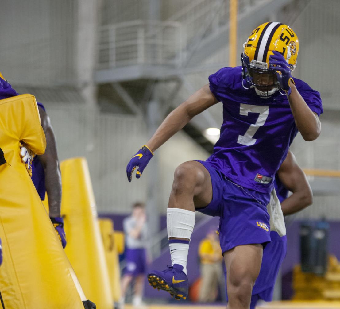 Ja'Marr Chase walked out of a drill after Les Miles told him to play  cornerback 