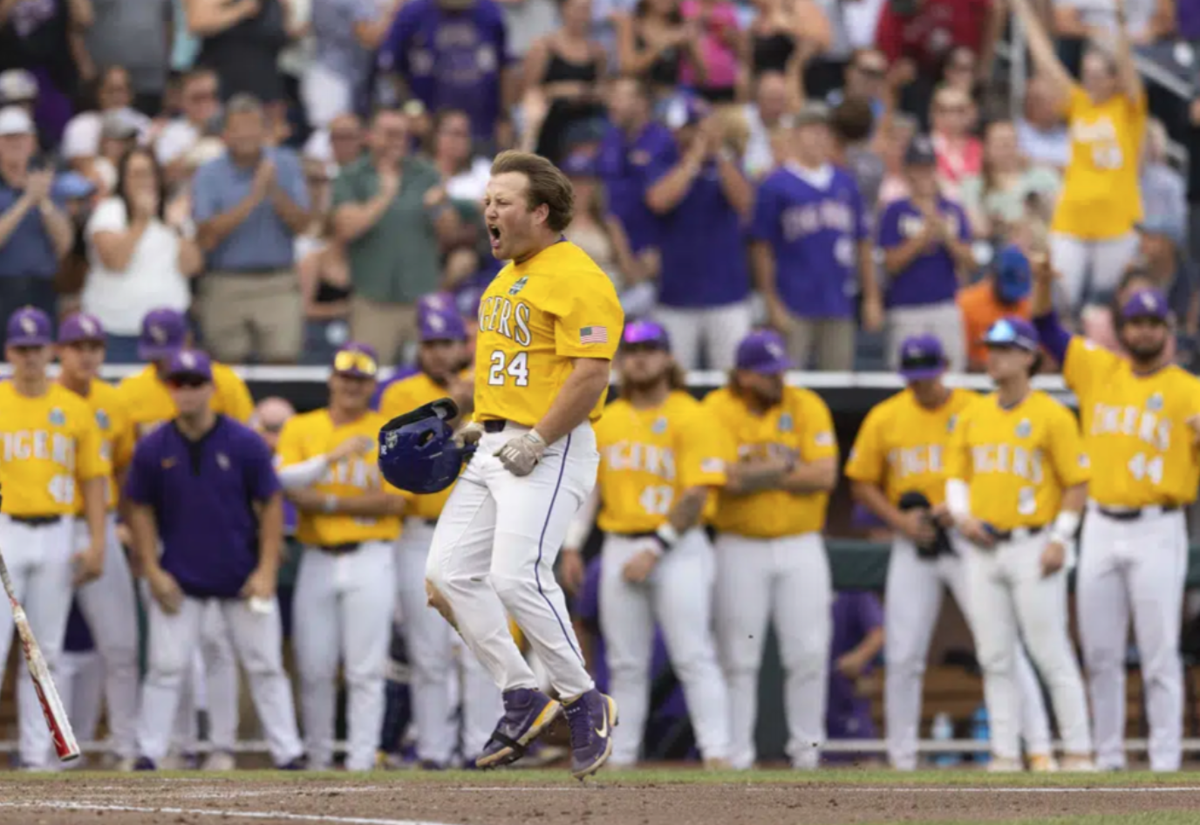 LSU nips Florida in 11 innings in Game 1 of College World Series