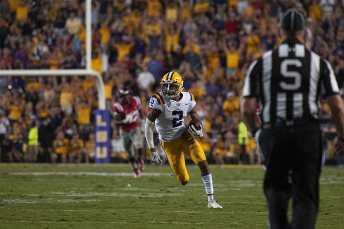 LSU Football - Joe Burrow to Justin Jefferson! 65 Yards!