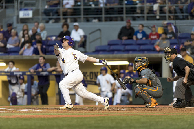 Alabama Baseball Led By Pitching and Holcombe - Roll 'Bama Roll