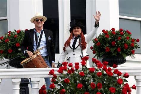 Wynonna Judd Steals The Show At The 150th Kentucky Derby With A ...