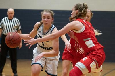 Local Hoops On Display This Weekend At Lchs And Lhs Sports