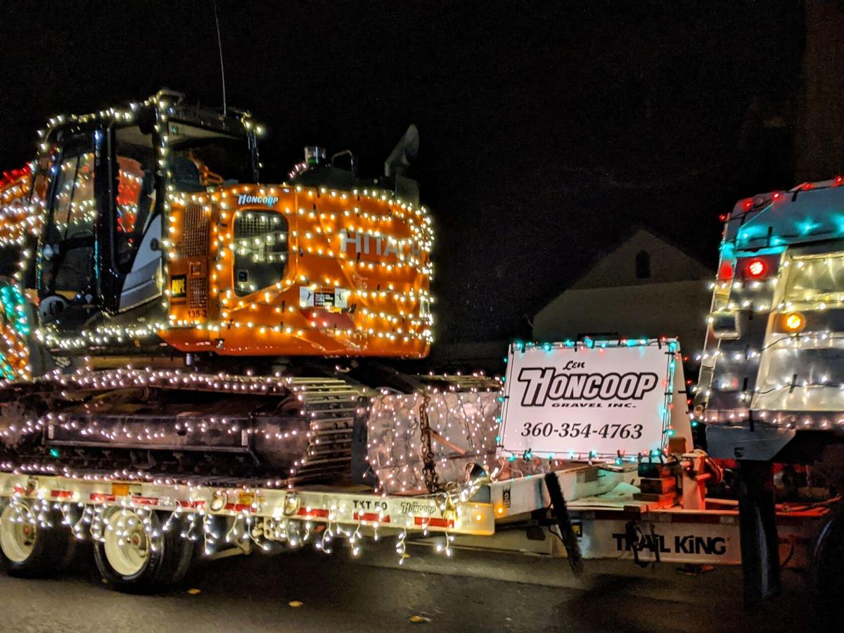 Lynden Christmas Parade 2022 Update: Lynden's 2021 Lighted Christmas Parade (With Video) | |  Lyndentribune.com