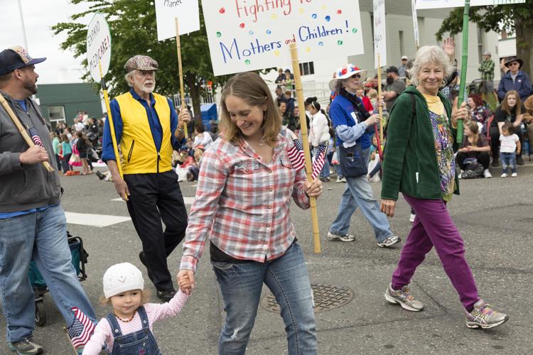 PHOTOS Taking in the Farmers Day Parade News