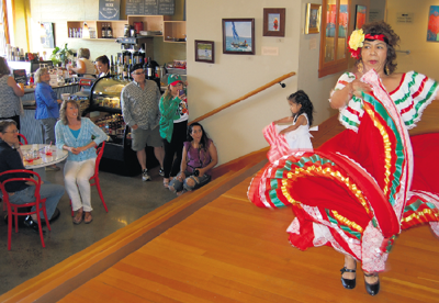 A celebration of Cinco de Mayo | Local News | lyndentribune.com