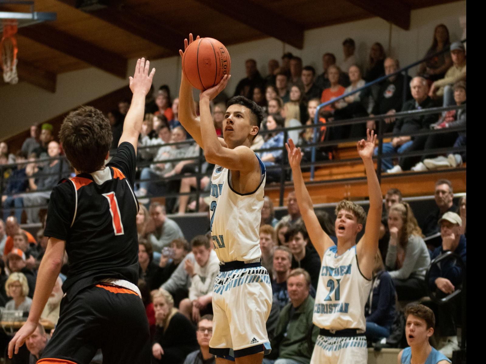 Friday S Boys Basketball Lyncs Rout Previously Unbeaten Blaine