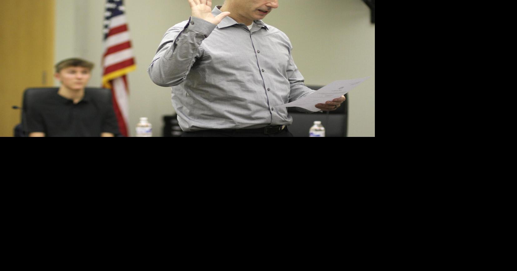 Lynden School District swears in new board members News