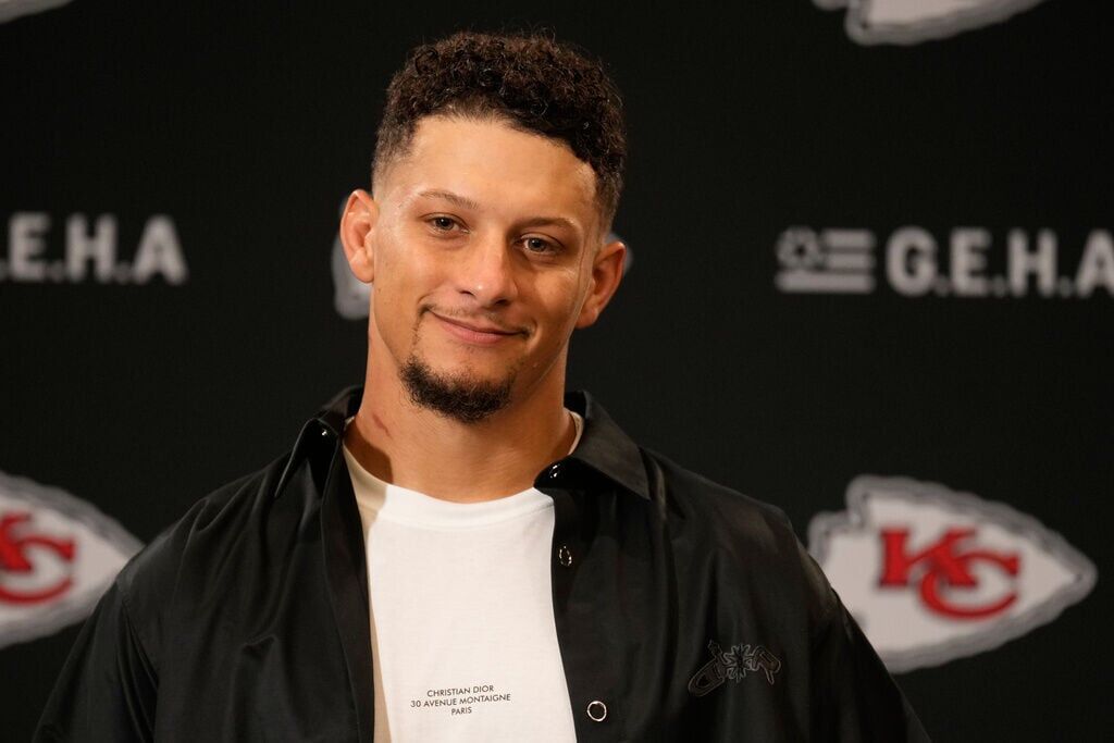 Patrick Mahomes Reportedly Calls Out Rookie During Heated Chiefs Camp Confrontation