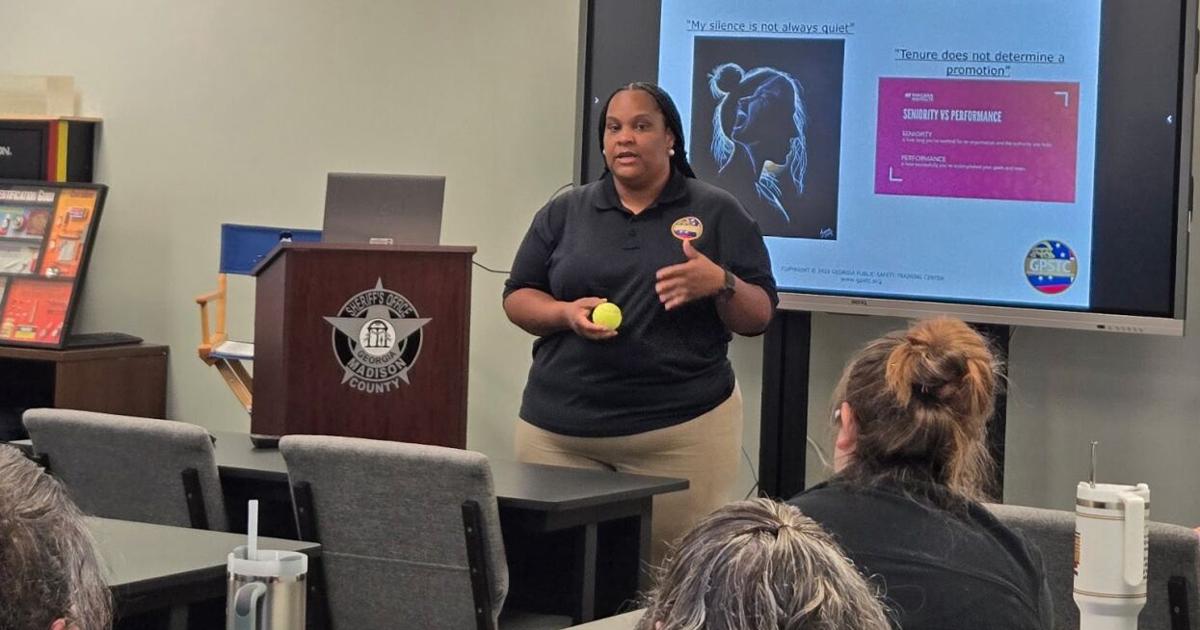 911 Operator Training Sheets.pdf MCSO holds inaugural 911 operator crisis response training course ...