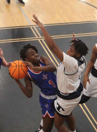 Girls Basketball Dragons Can T Overcome Tift County S Size In