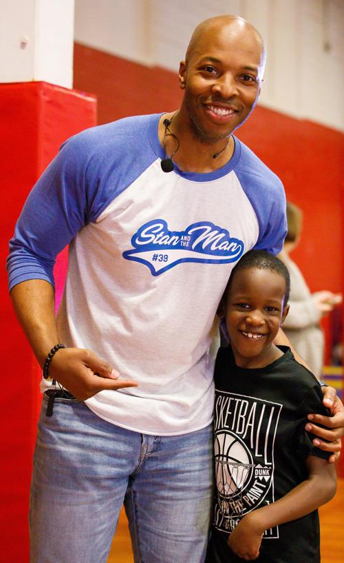 Author, Barrow schools alum encourages students to treat others with kindness