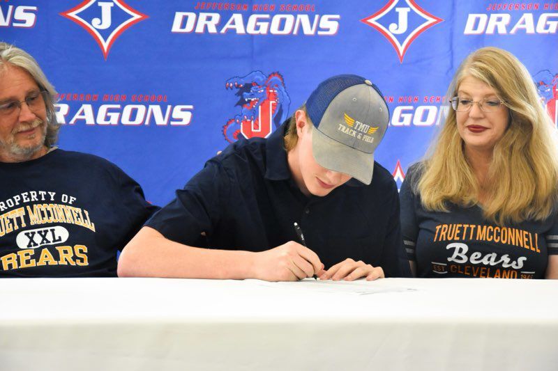 GIBSON TO RUN AT TRUETT McCONNELL