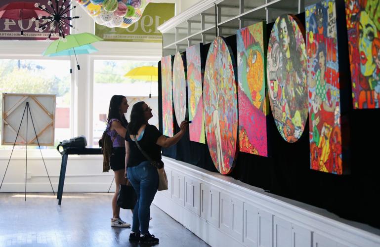 PHOTOS Braselton Arts Council holds popup art show Features