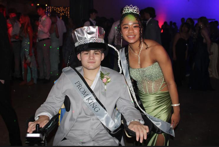 Jefferson High School holds 2025 Prom | School | mainstreetnews.com