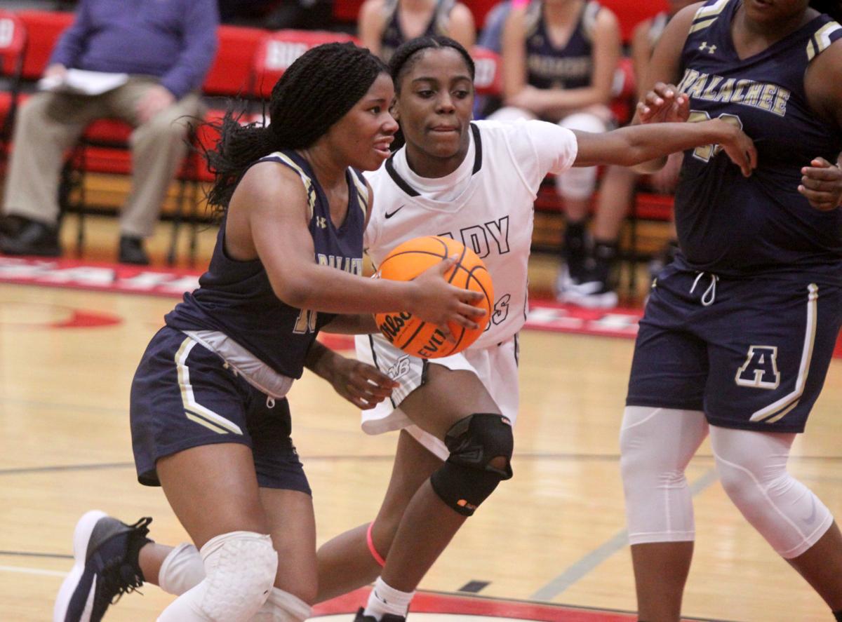Basketball Lady Wildcats Coach Remains Optimistic After Rough