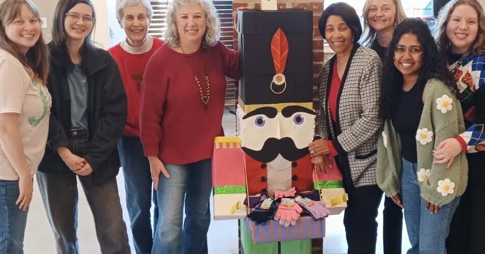 Commerce Public Library announces holiday book sale, New Year closure