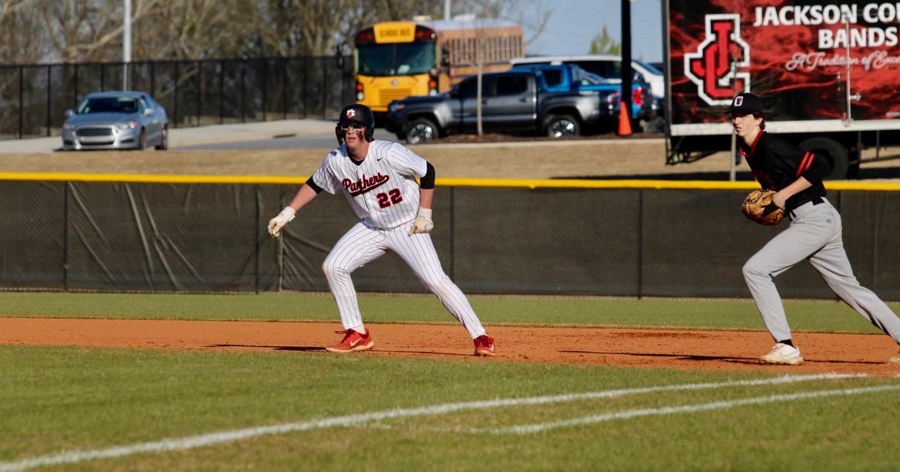Big fifth inning pushes second-place Panthers past Gainesville