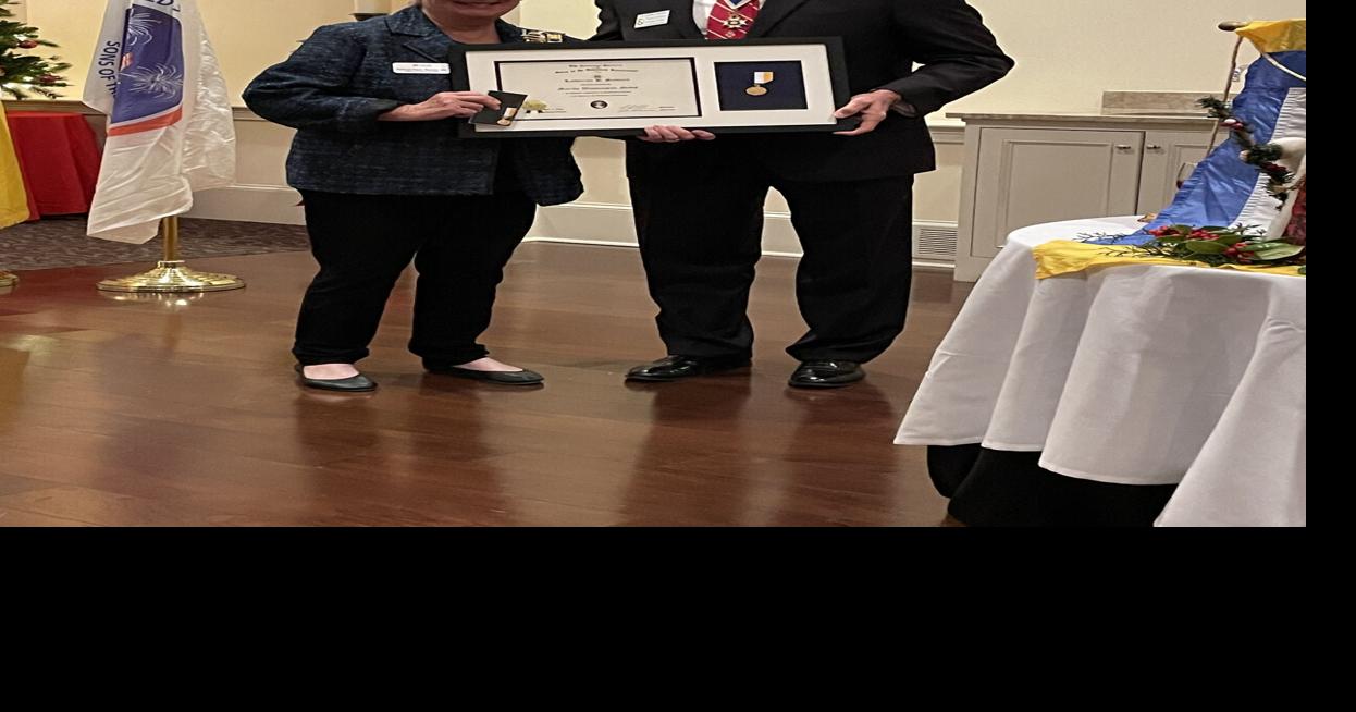 Elijah Clarke DAR's Stewart awarded Martha Washington Medal