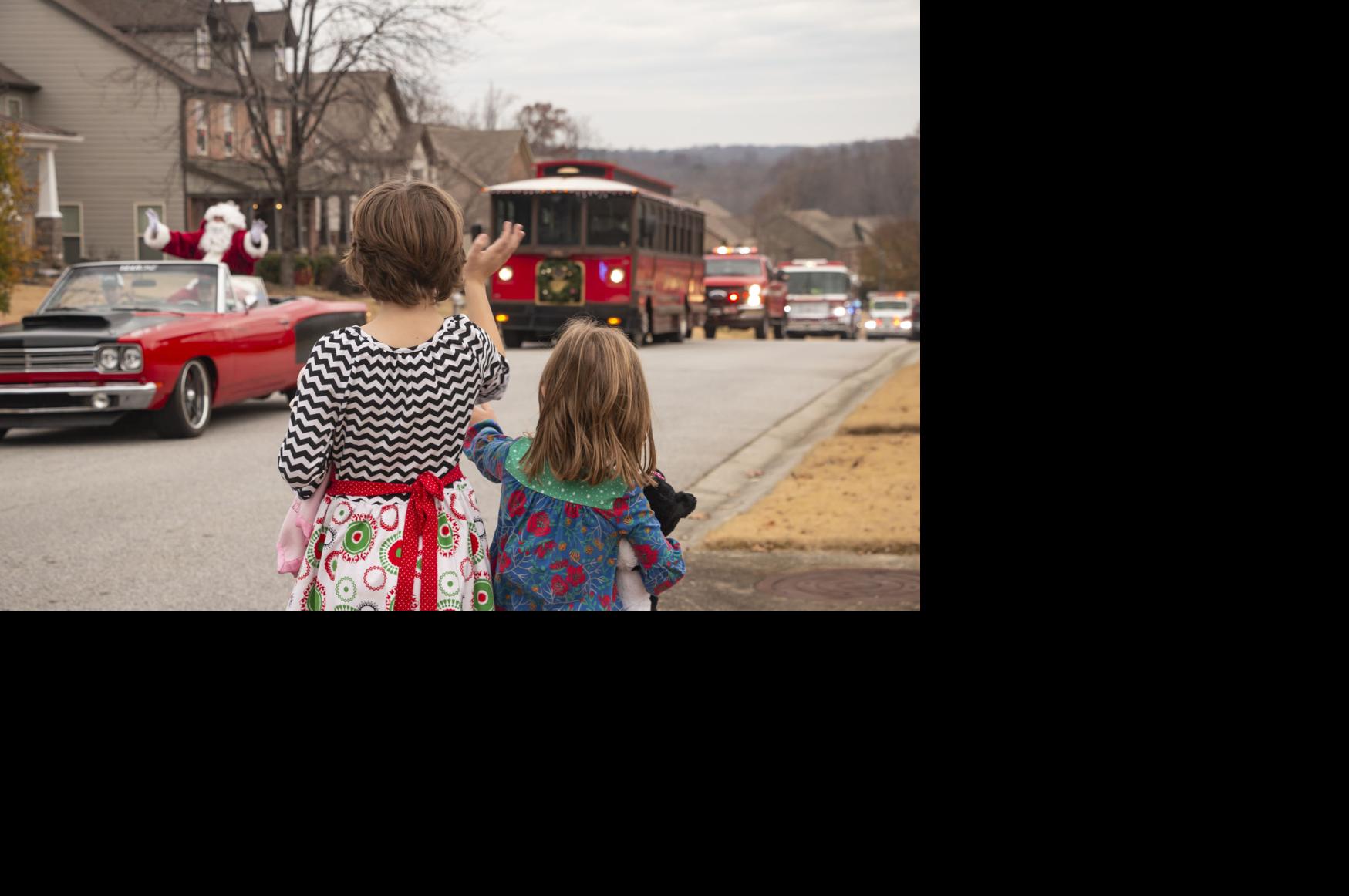 Braselton Christmas Parade 2022 Traveling Parade Brings Christmas Joy To Braselton | Features |  Mainstreetnews.com