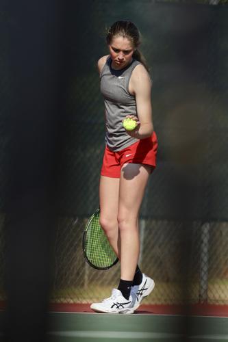 Tennis teams continue to battle on | Sports | mainstreetnews.com