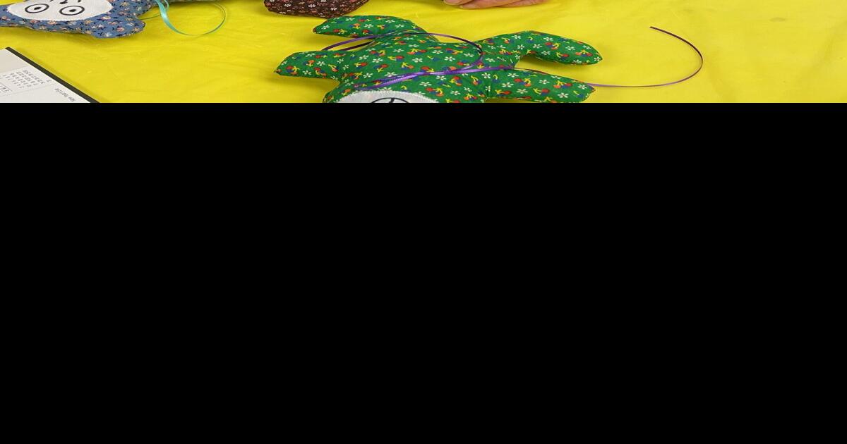 PHOTOS A community servant Features